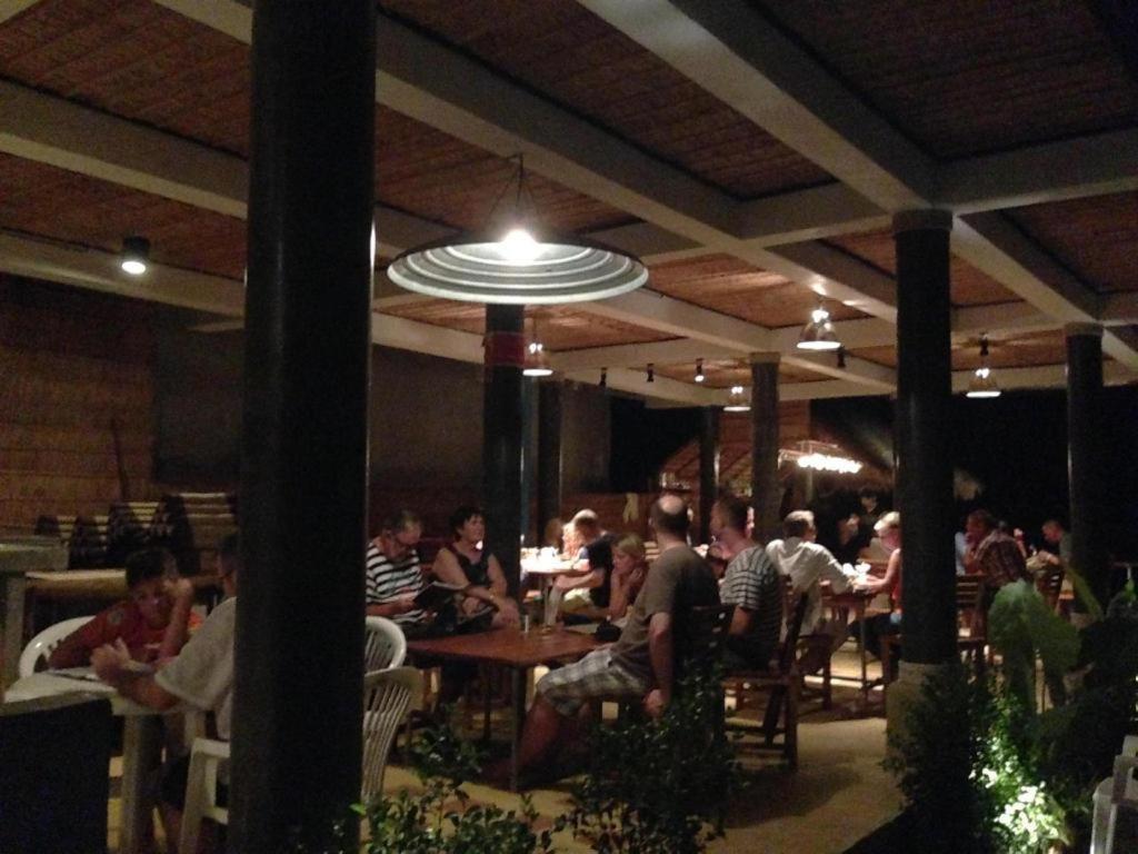 Koh Mook De Tara Beach Resort Екстер'єр фото